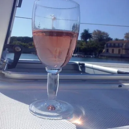Дом отдыха Paradisiaques Au Cap D'agde Avec Vue Sur La Агд